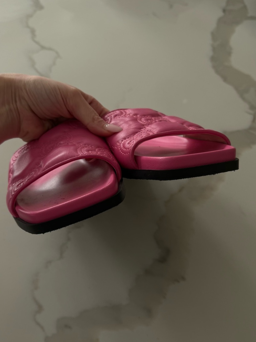 Gucci GG Charlotte Flats Pink Leather Slides Sandals - Picture 5 of 9